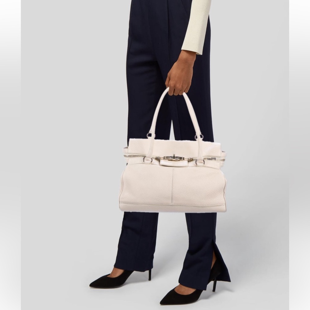 Max Mara Neutral Leather Top Handle Bag | Gold Hardware | Made in Italy - Picture 5 of 16